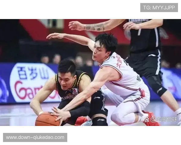 李炎哲全运会伤退恐缺阵辽粤大战,广东内线轮换受考验 李炎哲全运会伤退恐缺阵辽粤大战,广东内线轮换受考验