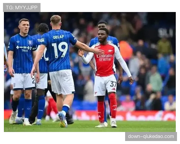 阿森纳已与莱奥经纪人直接沟通，米兰标价8000万欧元